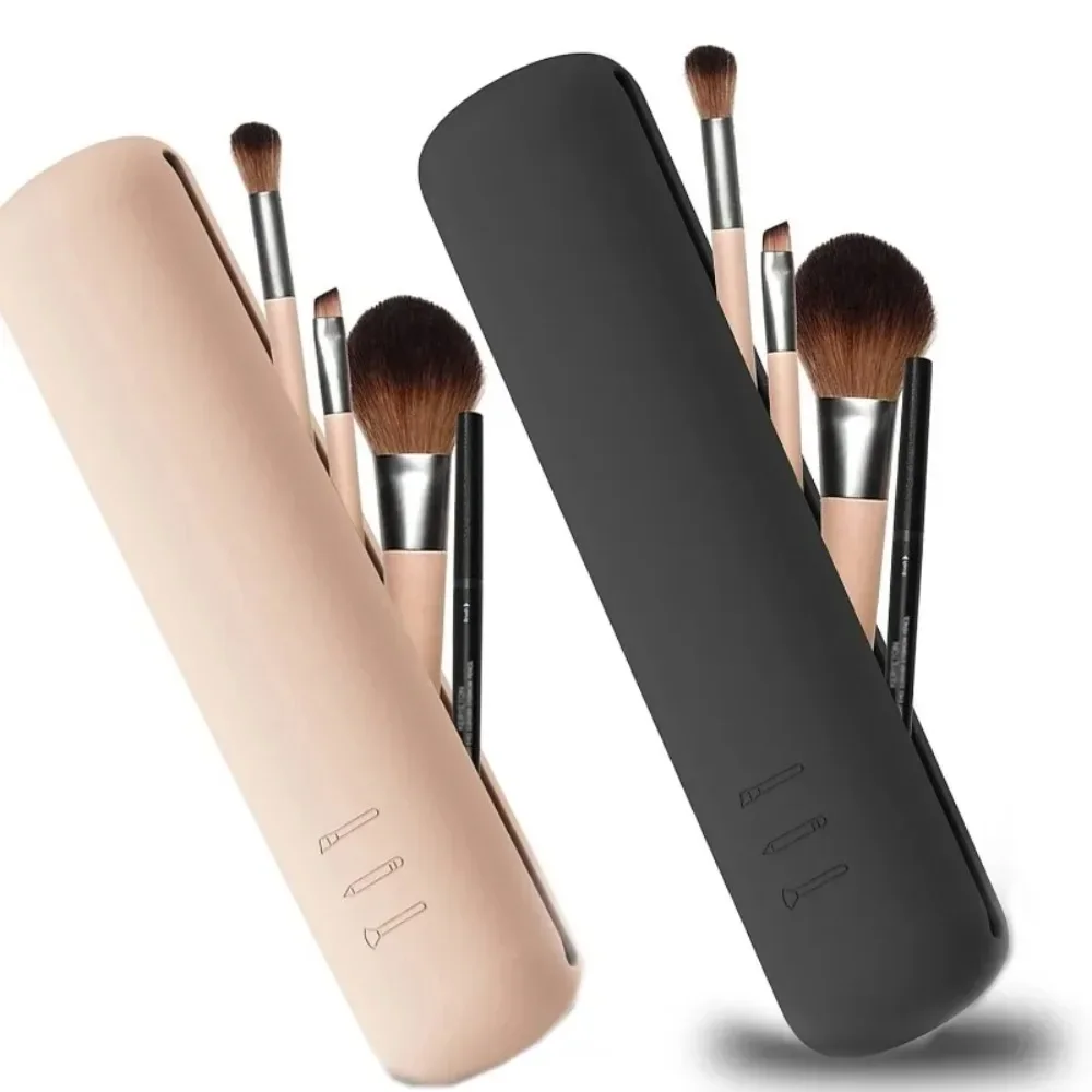 Cosmetic Sponge - Podróżny uchwyt na pędzle do makijażu