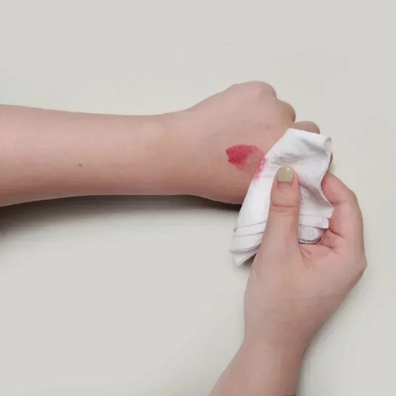 Jednorazowe ręczniki do twarzy – Kiss Beauty Makeup Remover recenzja i cena